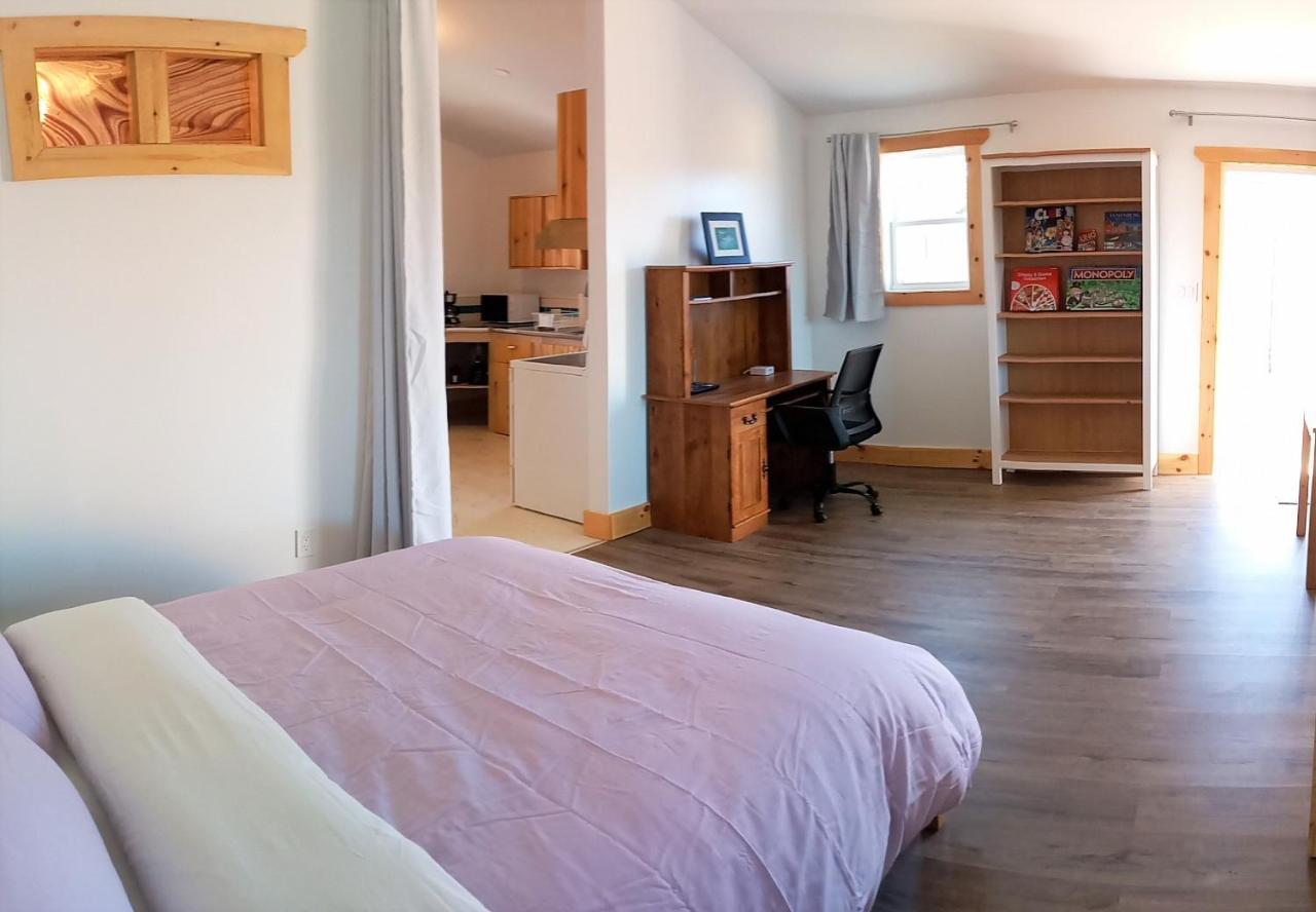 Beautiful Home On Sunny Acreage Lunenburg Eksteriør billede
